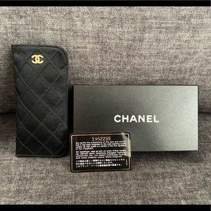 CHANEL Vintage CC Logo Glasses Case Black/Goldtone Satin Quilting